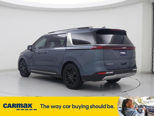 2024 Kia Carnival SX