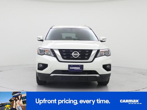 White 2018 Nissan Pathfinder SV