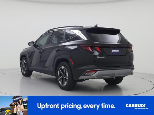 Black 2025 Hyundai TUCSON SEL