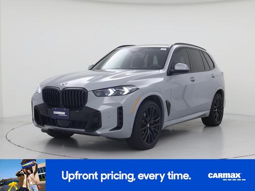 Gray 2024 BMW X5 xDrive40i