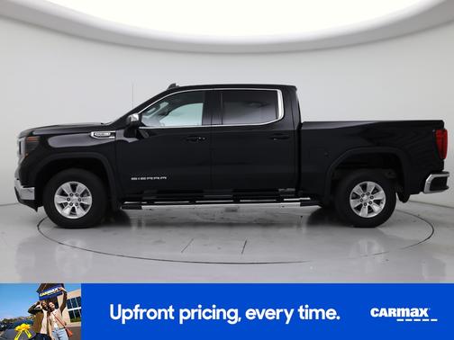 Black 2023 GMC Sierra 1500 SLE