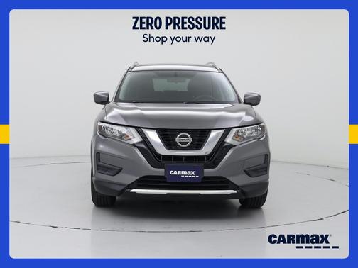 Gray 2018 Nissan Rogue SV