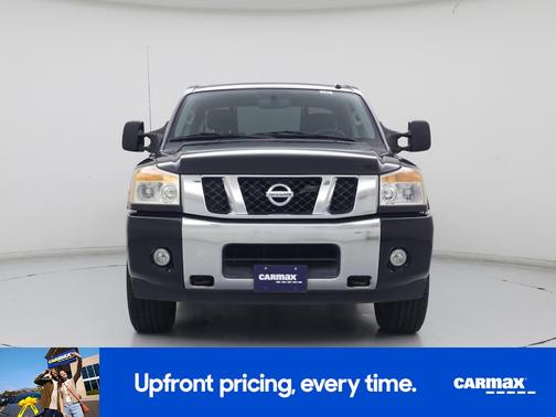 2015 Nissan Titan SV