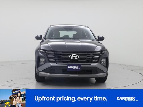 Gray 2025 Hyundai TUCSON SE