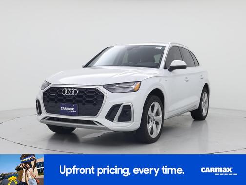 White 2025 Audi Q5 S-Line Premium Plus