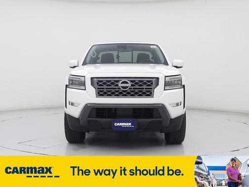 2024 Nissan Frontier SL