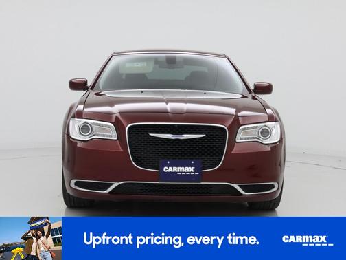 2017 Chrysler 300 Limited