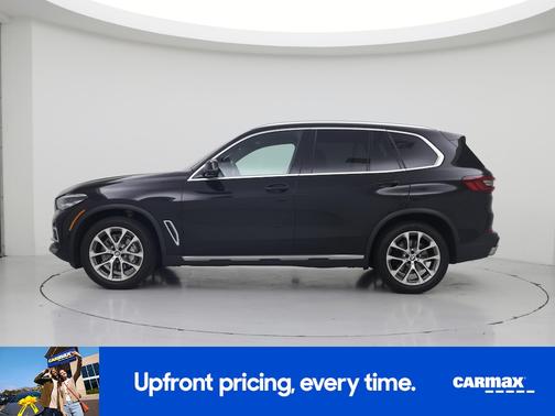 Black 2022 BMW X5 sDrive40i