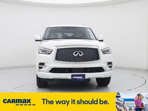 2023 INFINITI QX80 Luxe