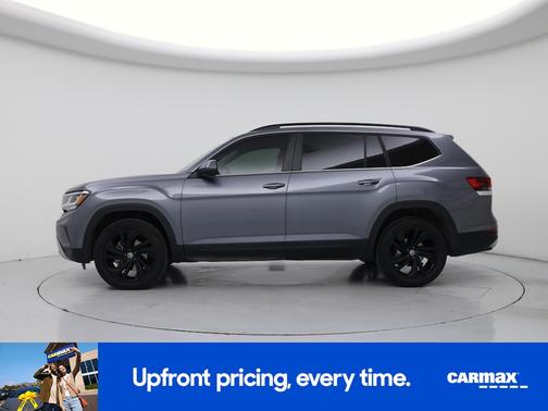Gray 2023 Volkswagen Atlas SE w/Tech