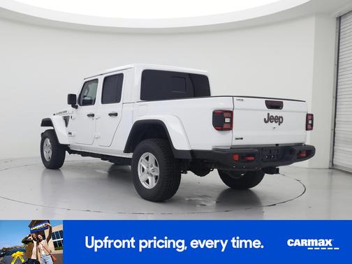 White 2023 Jeep Gladiator Rubicon