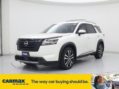 2024 Nissan Pathfinder Platinum