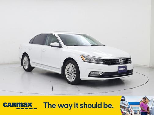 2017 Volkswagen Passat SE