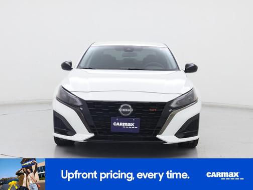 2023 Nissan Altima SR