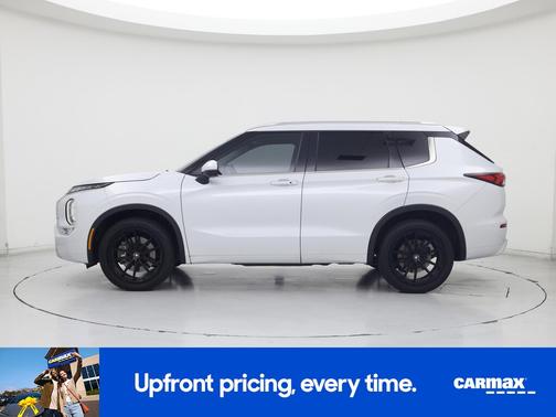 2023 Mitsubishi Outlander SEL