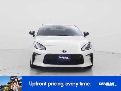 White 2024 Toyota GR86 Premium