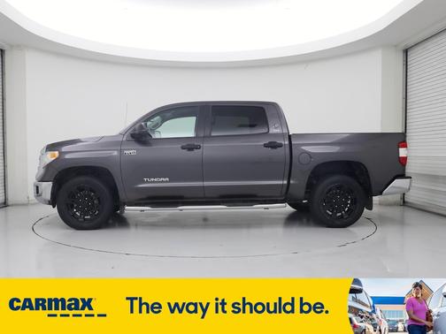 2017 Toyota Tundra SR5