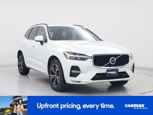 2022 Volvo XC60 B5 Momentum