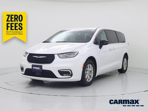White 2024 Chrysler Pacifica Touring L