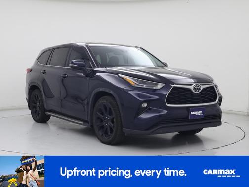 2022 Toyota Highlander LE