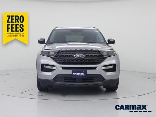 Silver 2023 Ford Explorer XLT