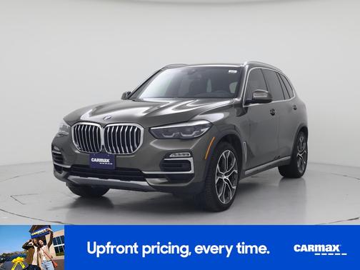 Green 2020 BMW X5 sDrive40i