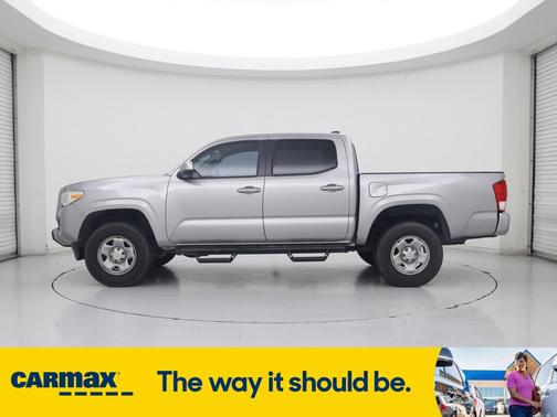 2016 Toyota Tacoma SR