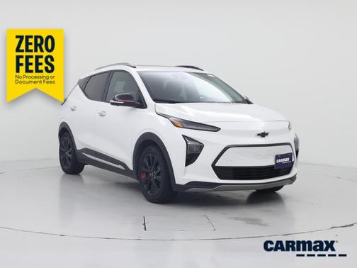 White 2023 Chevrolet Bolt EUV Premier