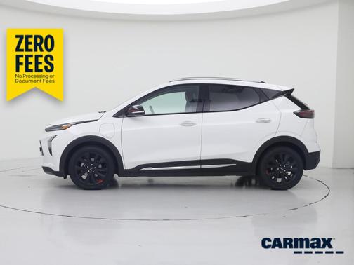 White 2023 Chevrolet Bolt EUV Premier