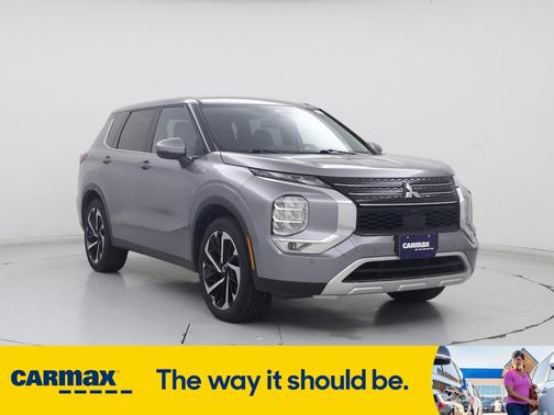 2022 Mitsubishi Outlander SE