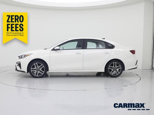 White 2019 Kia Forte S