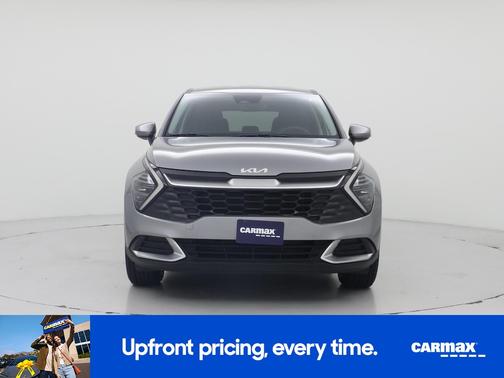Silver 2024 Kia Sportage LX