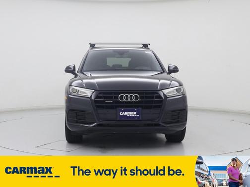 2020 Audi Q5 Titanium Premium