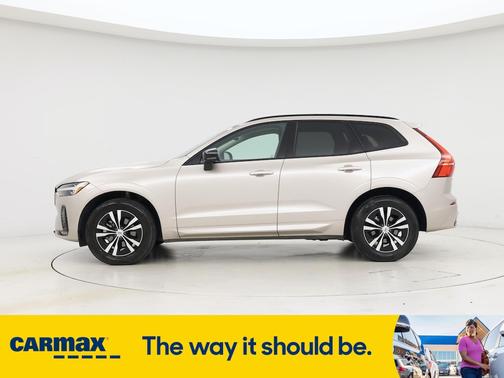 2025 Volvo XC60 B5 Plus