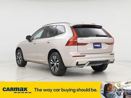 2025 Volvo XC60 B5 Plus
