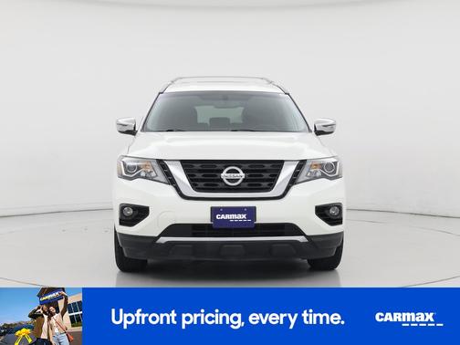 2020 Nissan Pathfinder SV