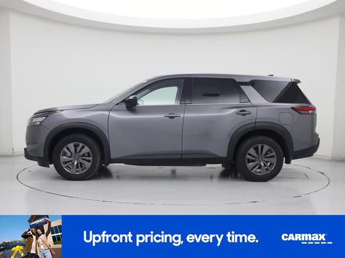 2023 Nissan Pathfinder S