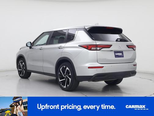 2022 Mitsubishi Outlander ES