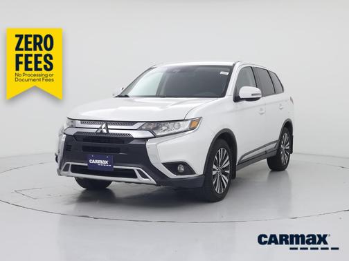 White 2020 Mitsubishi Outlander SE