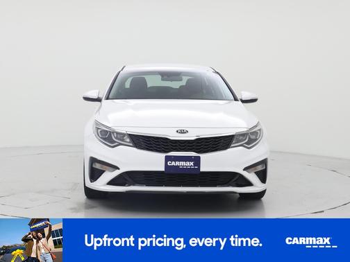 White 2019 Kia Optima LX