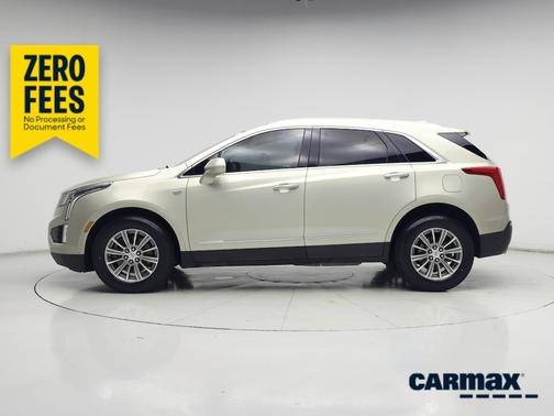Gold 2017 Cadillac XT5 Luxury