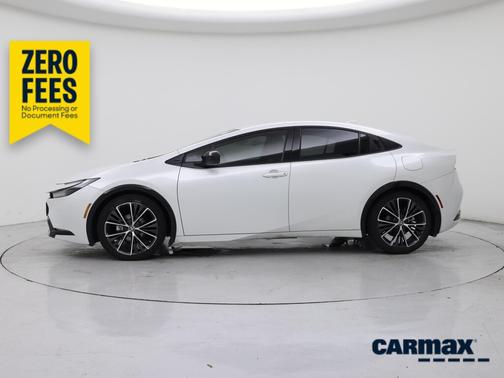 White 2023 Toyota Prius XLE