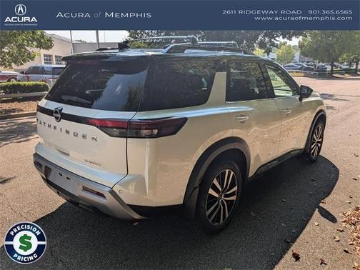 2023 Nissan Pathfinder Platinum