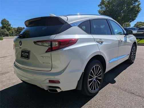 2025 Acura RDX Advance Package