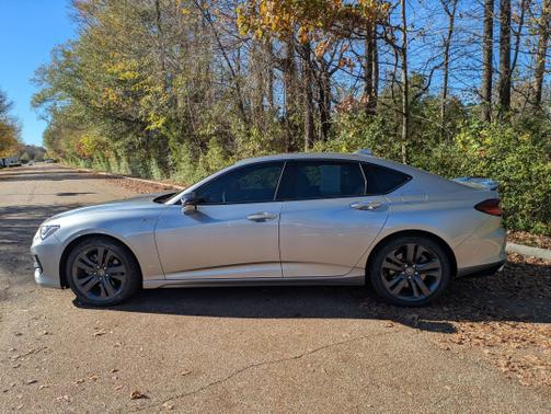 2023 Acura TLX 