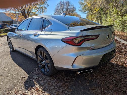 2023 Acura TLX 