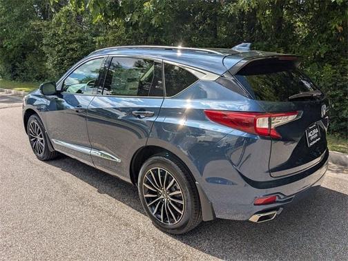 2025 Acura RDX Advance Package