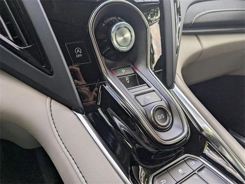 2025 Acura RDX Advance Package