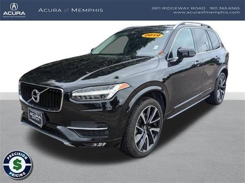 2019 Volvo XC90 T6 Momentum