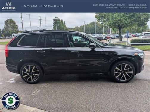 2019 Volvo XC90 T6 Momentum